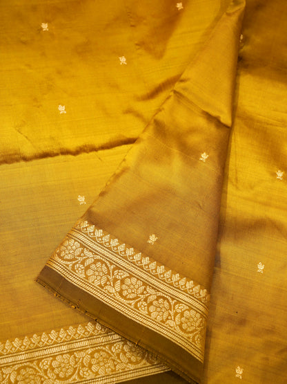 Banrasi Pure Katan Silk Saree with allover buti work