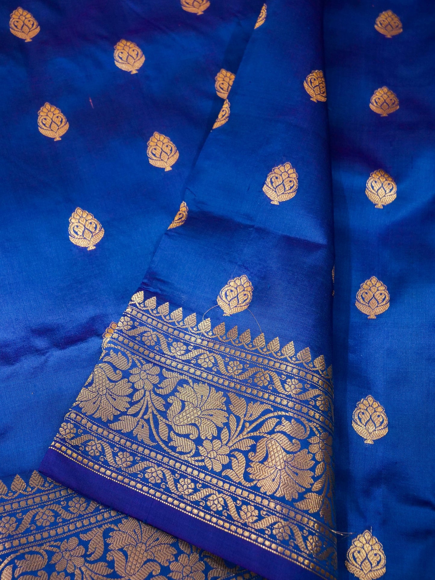 Pure katan Banarasi Silk Saree with Allover Buti work