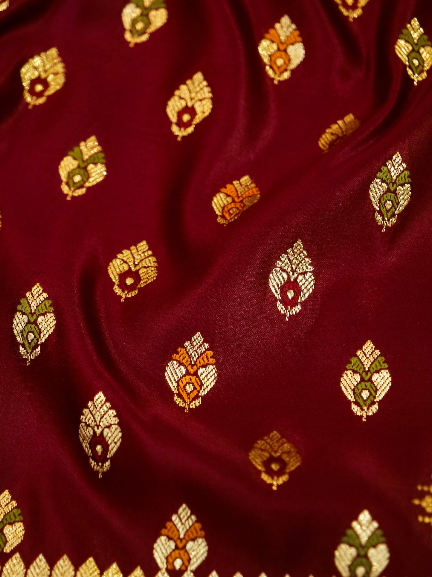 Banarasi Katan Silk Saree With allover buti Work